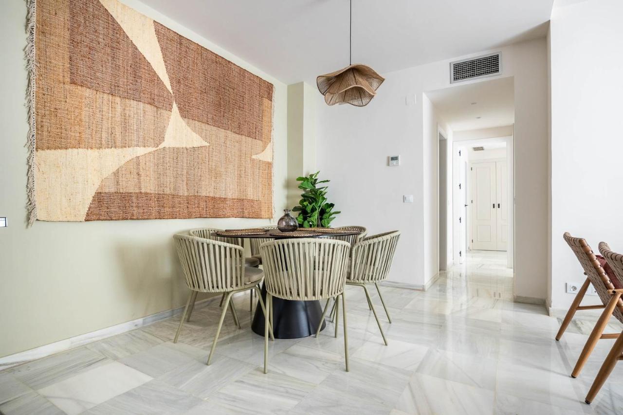 Amplisimo Apartamento De Diseno Nuevo En El Corazon De Triana, Parking Included Seville Exterior photo